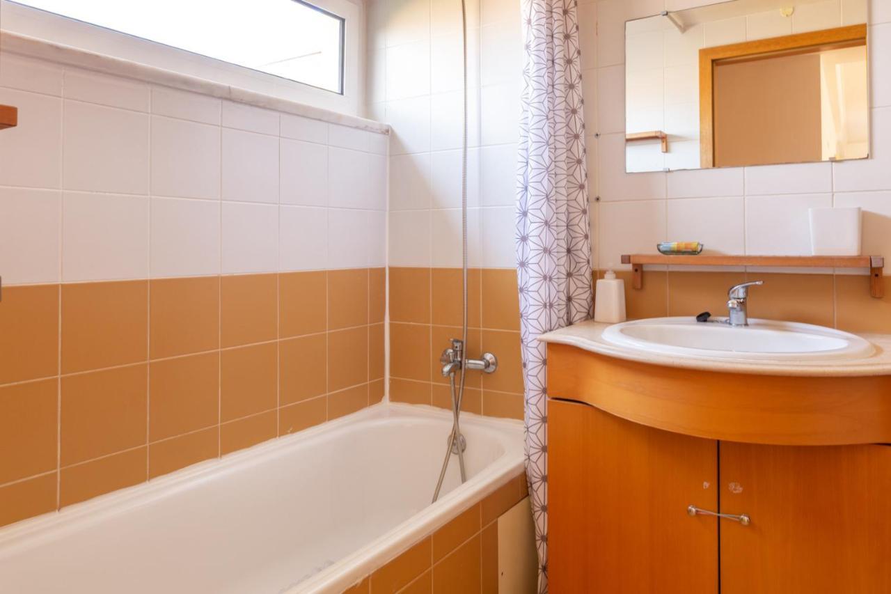 One Bedroom Apartment With Stunning River Views And Private Rooftop! Лиссабон Экстерьер фото