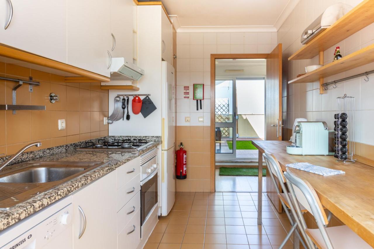 One Bedroom Apartment With Stunning River Views And Private Rooftop! Лиссабон Экстерьер фото